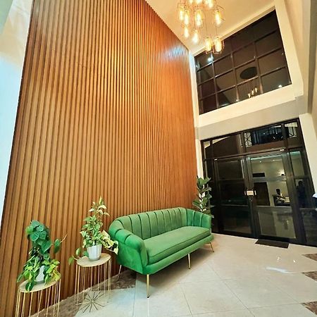 Verra Inn Tagaytay City ภายนอก รูปภาพ
