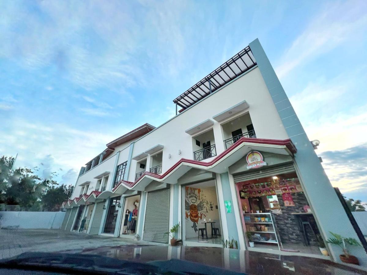 Verra Inn Tagaytay City ภายนอก รูปภาพ