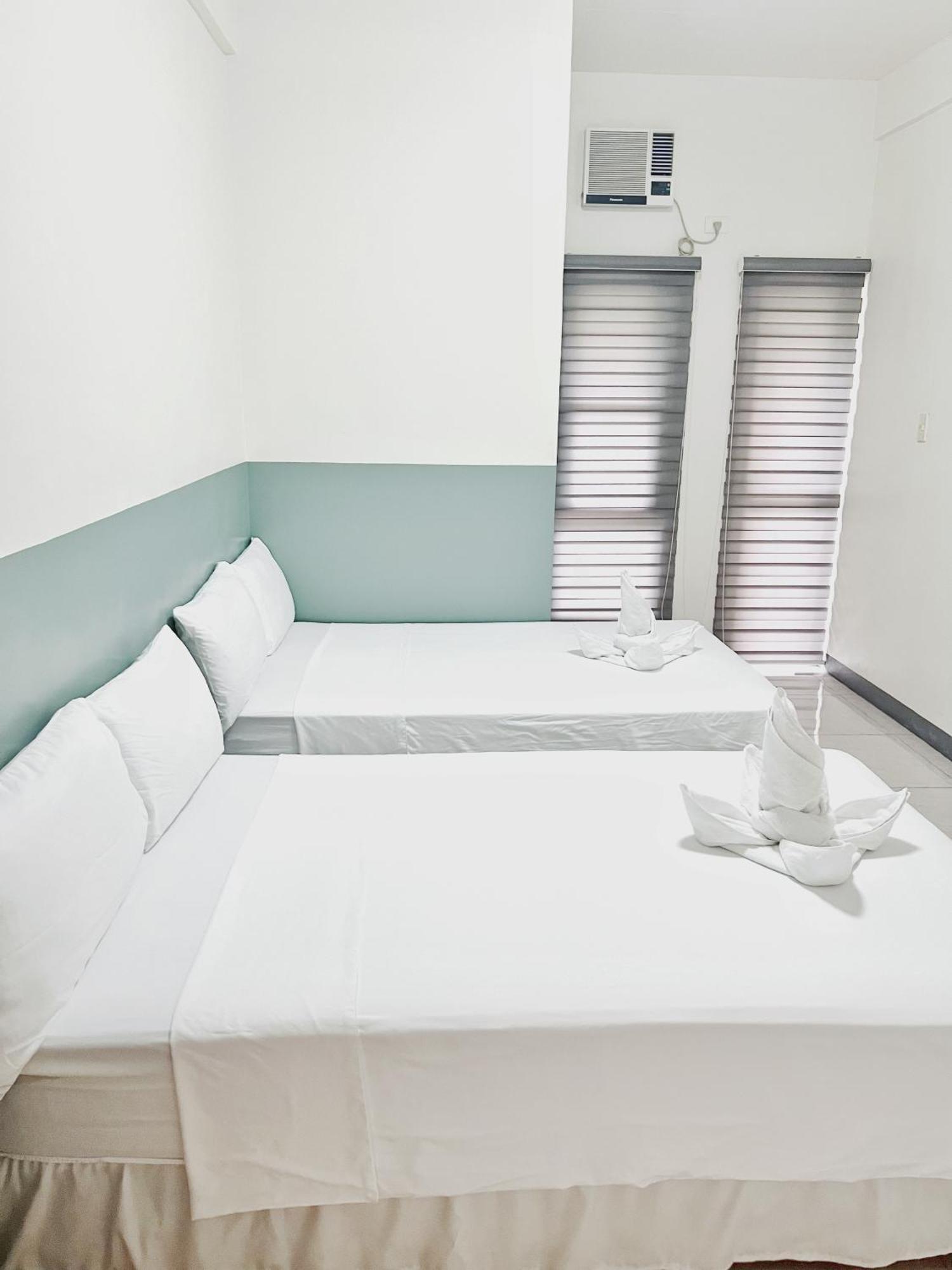 Verra Inn Tagaytay City ภายนอก รูปภาพ