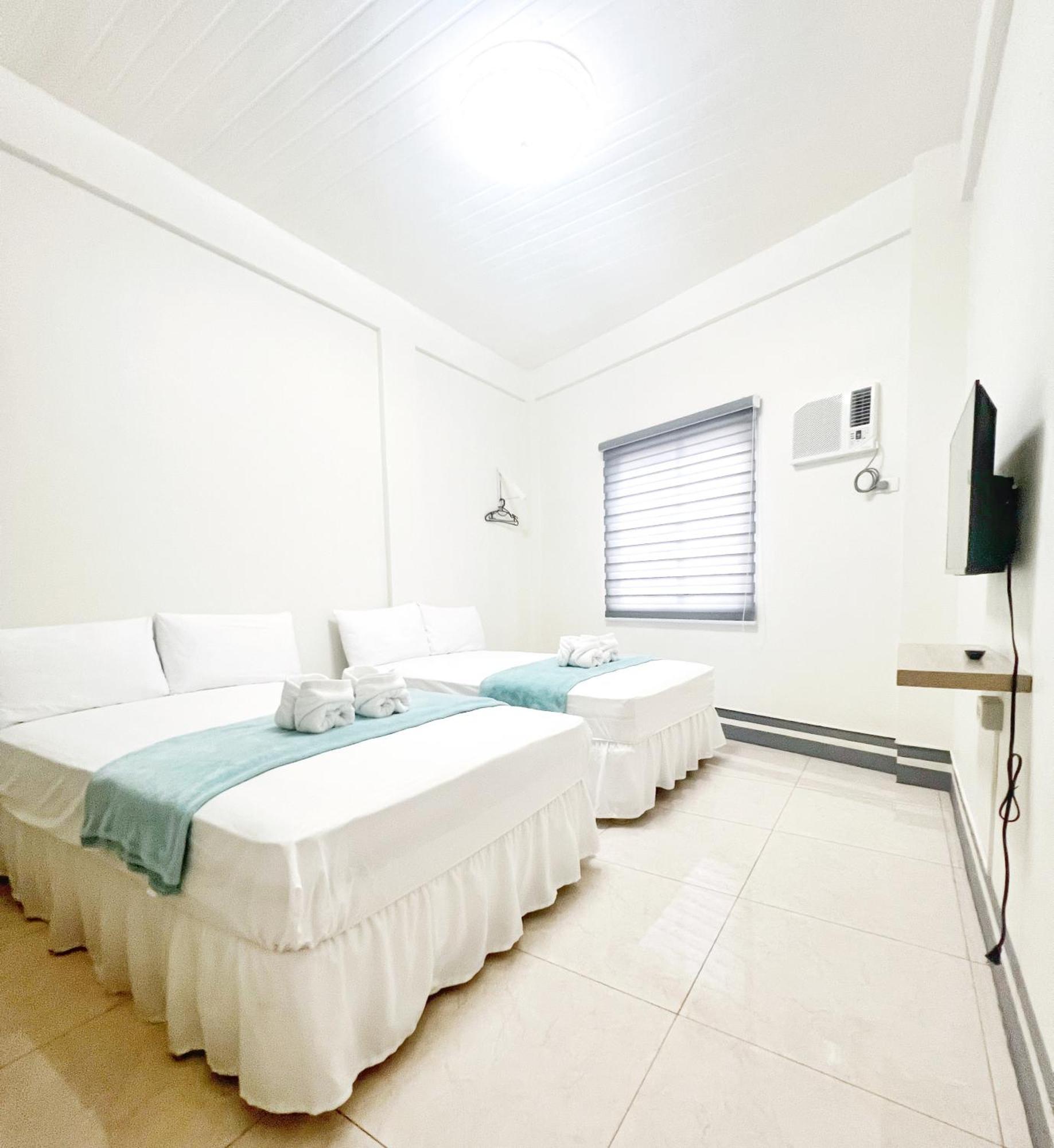 Verra Inn Tagaytay City ภายนอก รูปภาพ